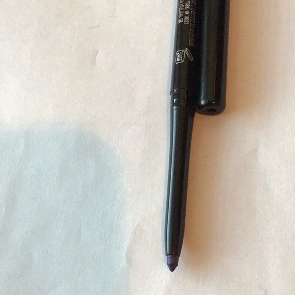 MALLY Evercolor Gel Waterproof Eyeliner, Iris Purple - Picture 3 of 4
